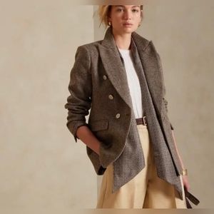 Double breasted herringbone blazer with gold buttons (Captain's style). 40% wool